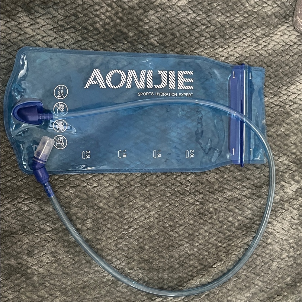 AONIJIE Blue Hydration Bladder
